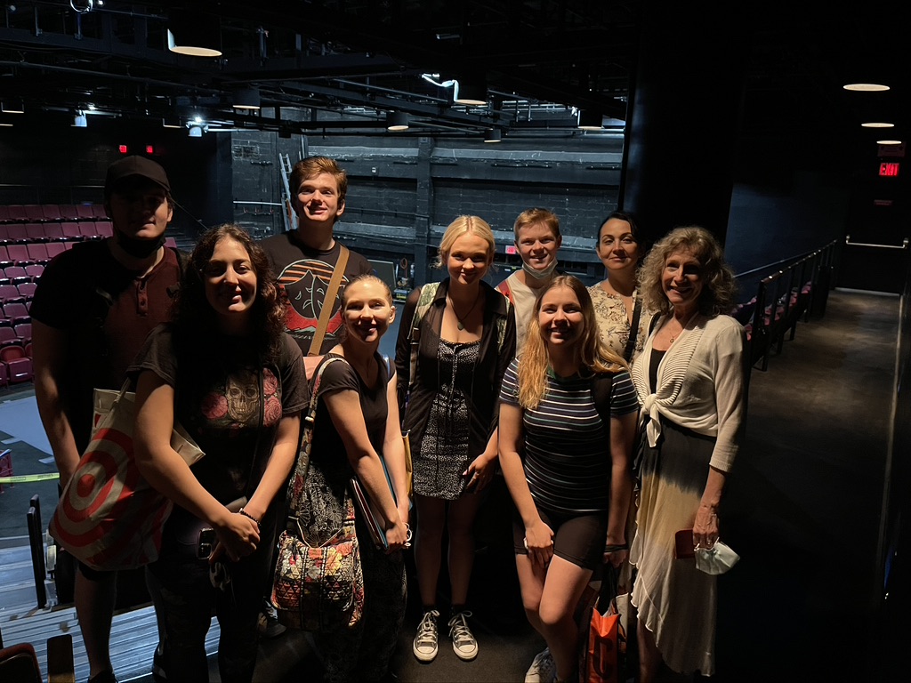 Circle in the Square Theatre backstage tour - where Singers on Stage Began